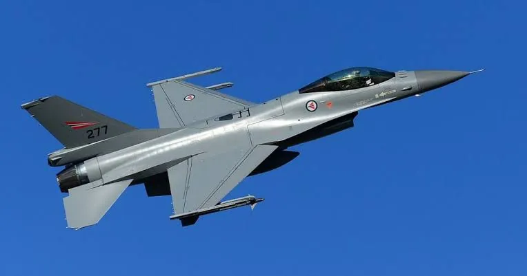 Румунський F-16 уперше збив російський безпілотник
