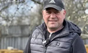 На Донеччині війна нищить бджіл і врожаї фермерів