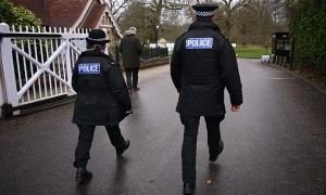 Слідчі завершили обшук резиденції принца Ендрю