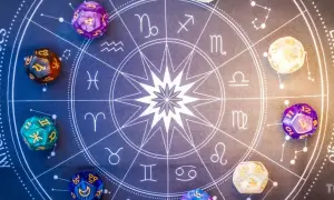 Відео: поліція прийшла з рейдом до добровольців у Золотому, які залишили частину зброї