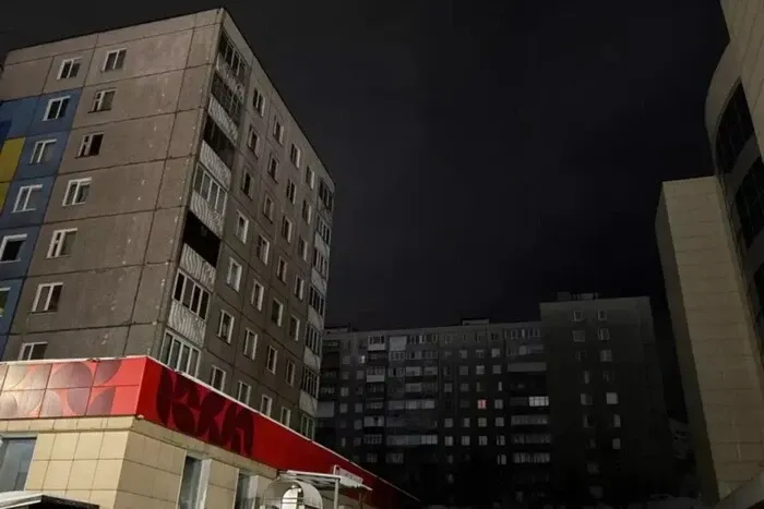 Мурманськ та Сєвєроморськ залишилися без частини світла