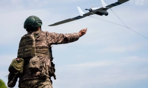 Киян попросили зачиняти вікна через масштабну пожежу у Святошинському районі