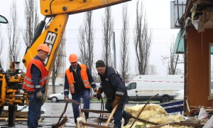 Ракетні атаки не поміха: до Києва прибув міністр закордонних справ Греції