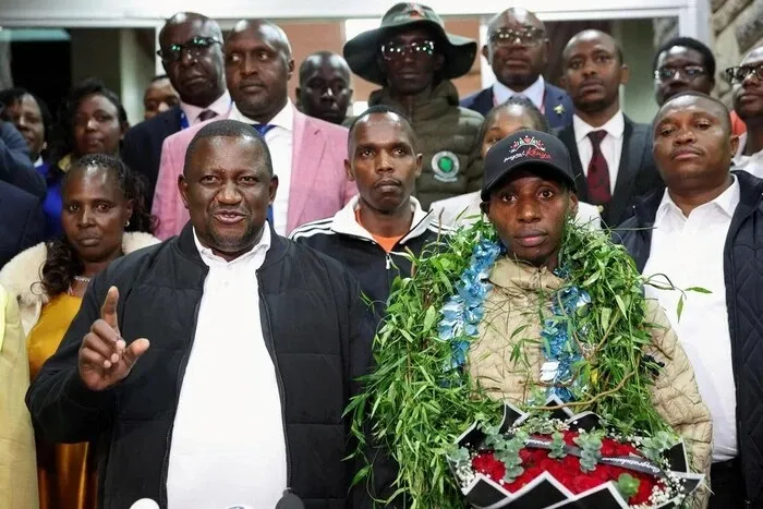 Президент Кенії щедро нагородив рекордсмена Лондонського марафону