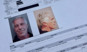 До України збирається скандальний угорський міністр 