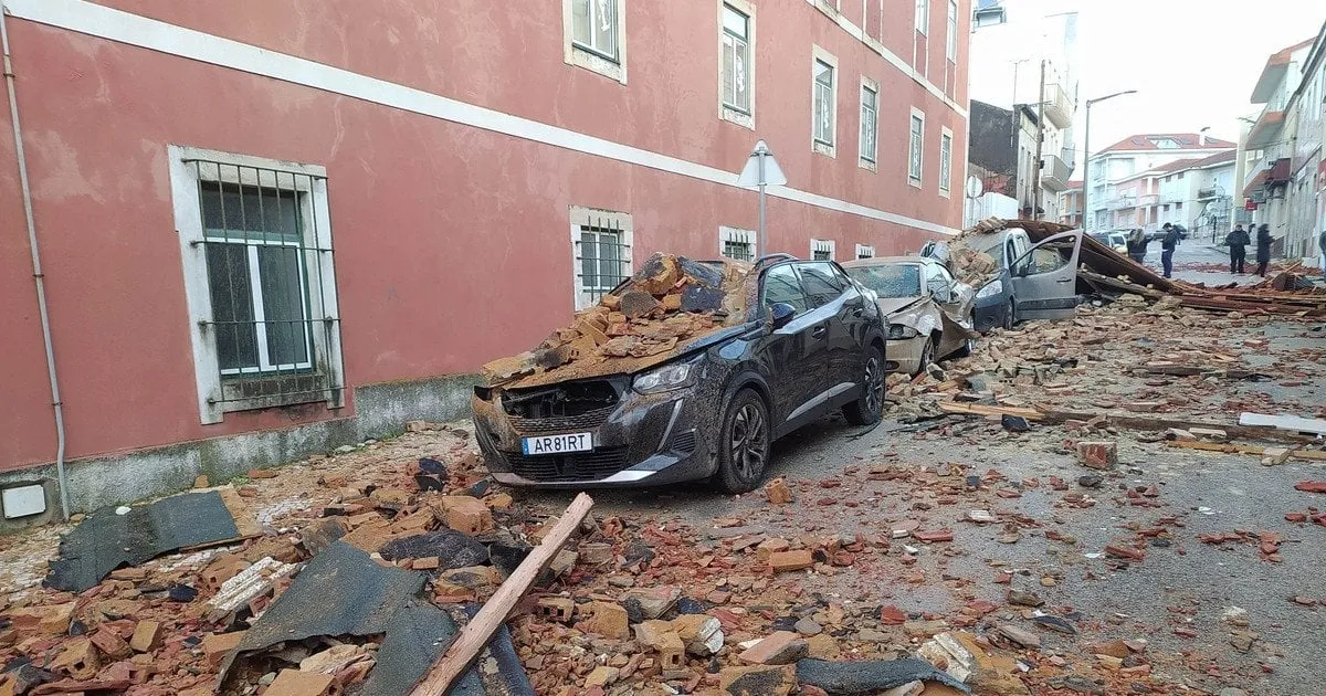 Урсула фон дер Ляєн запропонувала допомогу Португалії після шторму