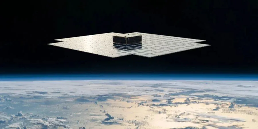 Світіння над Україною виявилося не кометою, а уламком ракети