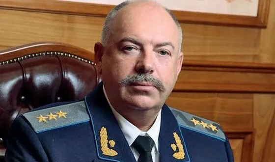 ДБР знайшло на віллі Піскуна у Франції кілограми золота та 18 елітних годинників