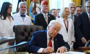 Папа Римський Лев XIV у першій розмові з путіним закликав росію припинити війну в Україні