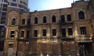 Роббі Вільямс посварився із сусідом через музику