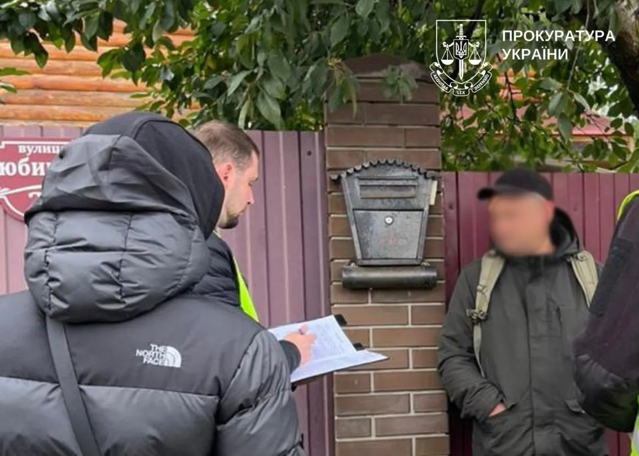 Київзеленбудівці розікрали майже 5 млн грн на боротьбі з амброзією