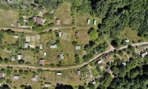 У Києві на зупинці вбили чоловіка, який захистився за жінку