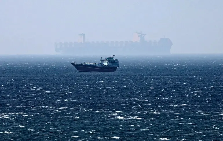 Три цивільні судна потрапили під обстріл в Ормузькому проливі