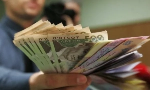 Фото: в МВС пояснили розгін протестуючих під Радою