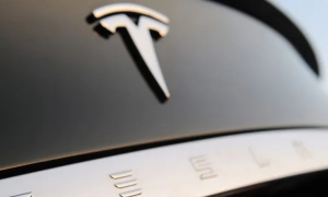 Porsche показав семимісний повністю електричний кросовер