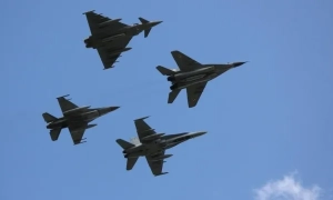 NATO omawia uproszczenie procedury zestrzeliwania rosyjskich samolotów — The Telegraph