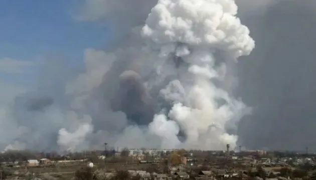 У Саратові сталася пожежа поблизу нафтопереробного заводу, над містом здійнявся дим