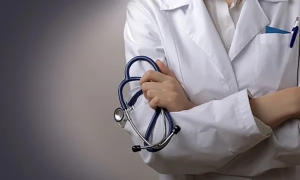 Оточення Геннадія Кернеса заперечує заяви про його смерть. Утім мера Харкова давно не бачили на публіці