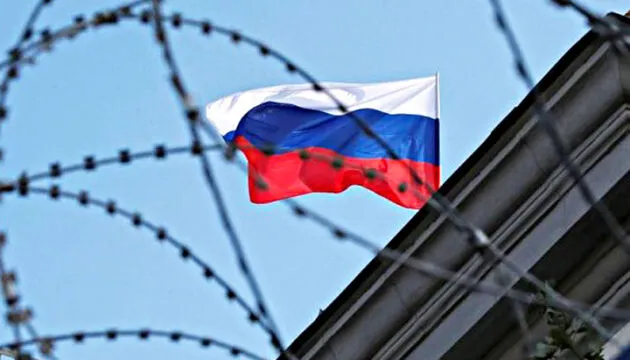 Нові санкції ЄС проти РФ будуть націлені на нафтові доходи, банки та тіньовий флот, — Politico