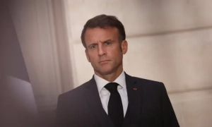 На Алясці журналісти переплутали Пєскова з послом рф у США