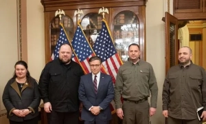 Окупанти скаржаться, що в Херсоні не хочуть приймати російські рублі