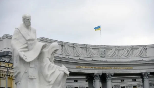 Україна посилює дипломатичний напрям щодо Білорусі
