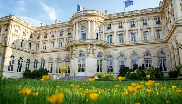 France has accused Russia of attacking press freedom
