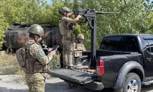 Поліція евакуює коней з Вовчанського району