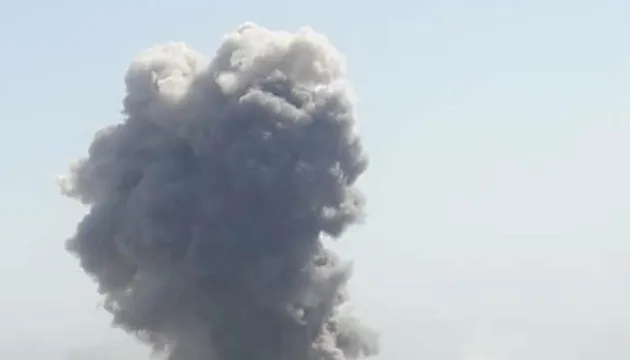 Сили оборони уразили порт «Темрюк», аеродром «Майкоп» та ремонтний підрозділ військ РФ, — Генштаб