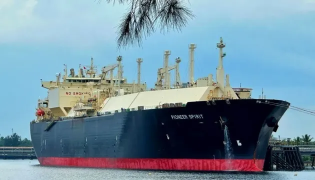 Відео: Берегова охорона Швеції захопила корабель тіньового флоту РФ