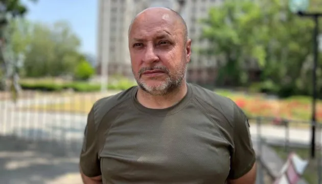 Russia is redeploying troops to southern Ukraine via Crimea and the Azov coast