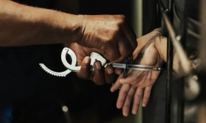 Фото, відео: рашисти обстріляли Запоріжжя і вбили дитину