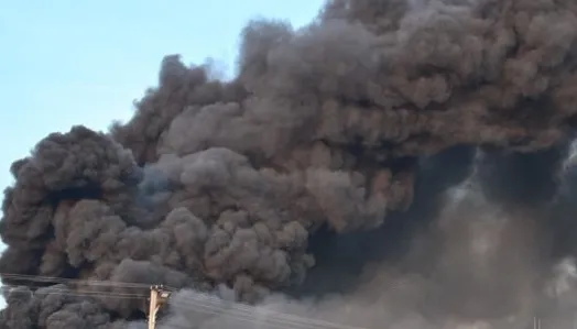 Дрони атакували хімзавод «КуйбишевАзот» у Тольятті, над підприємством піднявся дим