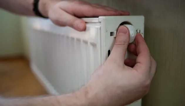 У Києві без теплопостачання залишаються близько 200 будинків на правому березі