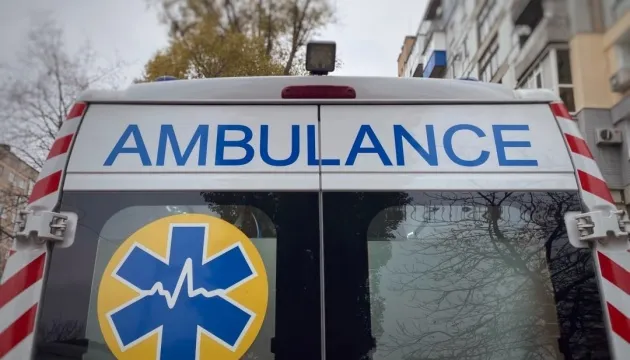 У Херсоні поранено чоловіка під час обстрілу