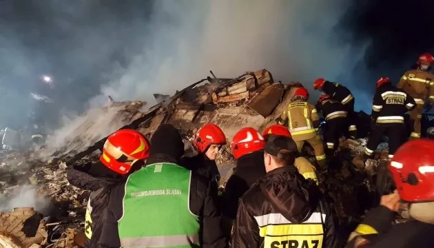 Польща готова прийняти постраждалих від пожежі у швейцарському барі