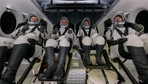 NASA достроково повернула астронавтів з МКС через медичну проблему одного з екіпажу