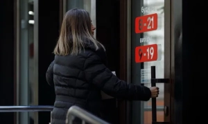 Фото, відео: у Києві частково обвалився шляхопровід