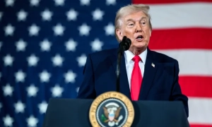 Трамп закликав іранців зачекати з протестами