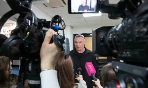 Зеленський: росія хоче використати війну навколо Ірану для зняття санкцій