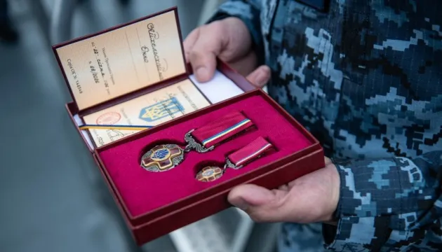 Нідерландський генерал отримав український орден у Гаазі