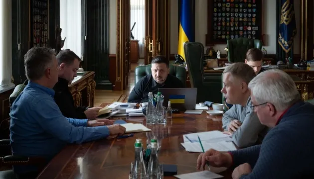 Зеленський поговорив із Фіцо і запросив до Києва