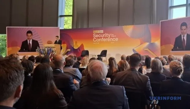 "Russia's war began with the occupation of Crimea and the downing of MH17," said the Dutch prime minister