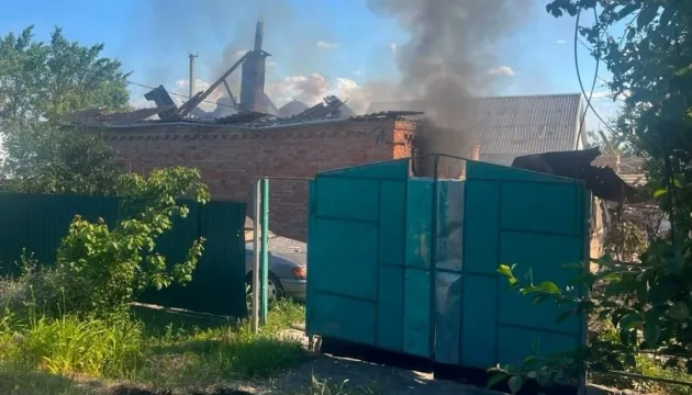 Russian forces struck the Dnipropetrovsk region, wounding a child and several adults