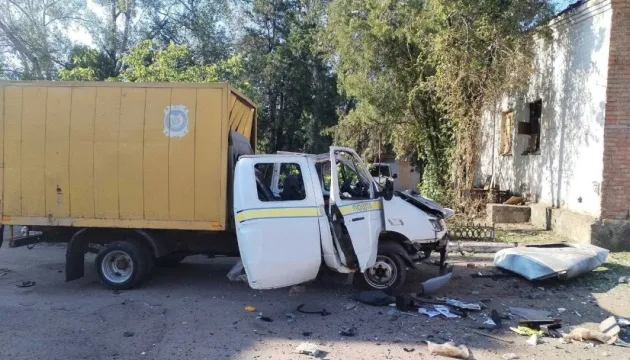 Drones destroyed Ukrposhta vehicles in Nikopol, branch stopped working