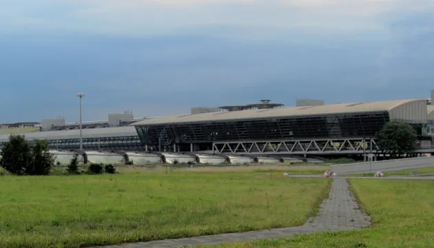 At Leipzig Airport, a fence near the Russian planes was damaged