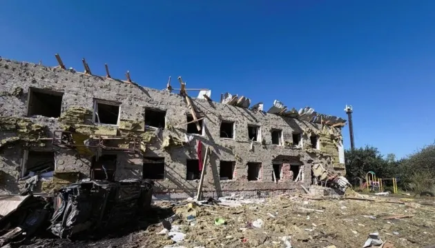 Russia struck Dergachi and destroyed dormitories housing displaced persons