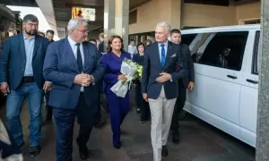 Видео: под посольством Беларуси в Киеве разогнали сторонников Лукашенко