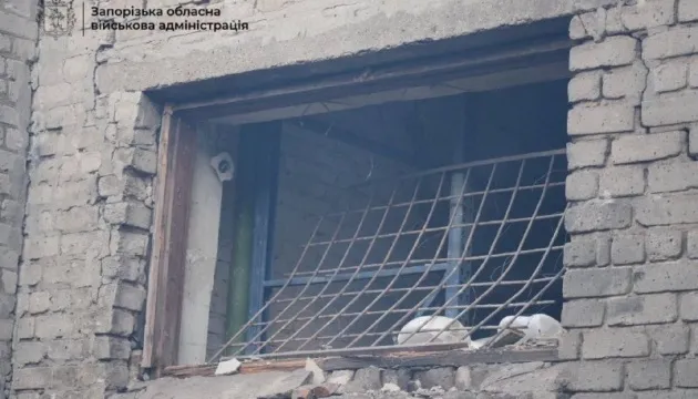У Запоріжжі горять складські приміщення після удару РФ