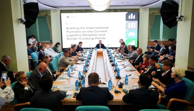 Russia is targeting Ukraine's logistics infrastructure in all key areas